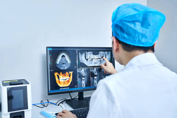 Best Tooth Infection Emergency Dentist  in La Croft, OH